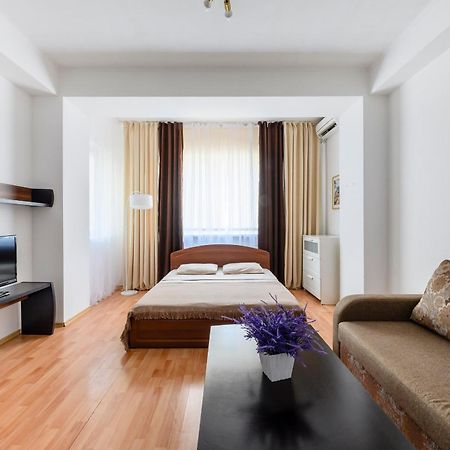 428 Lighthouse Apartments - Traveler'S Choice Almaty Exterior photo